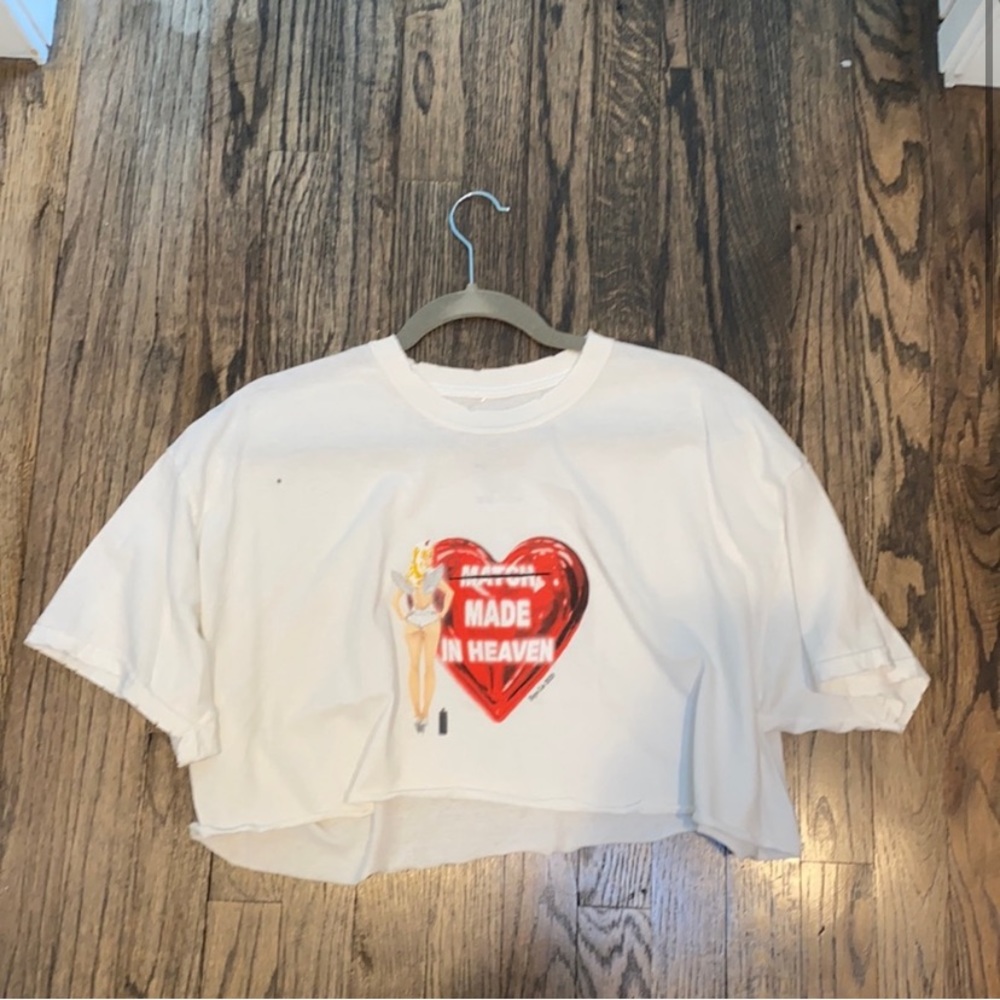 Boys lie crop top